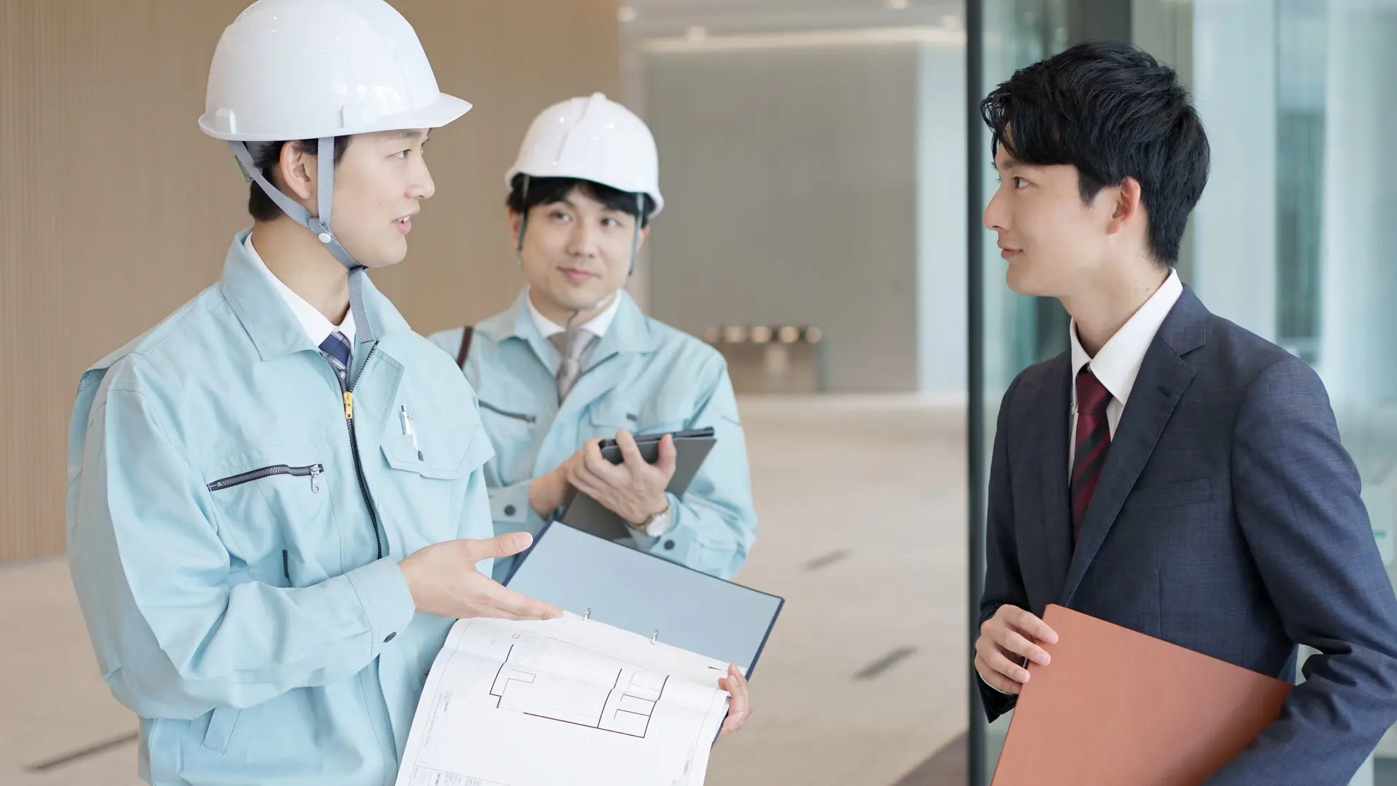 サイン制作のみはもちろん
現地調査から設置工事まで対応可能